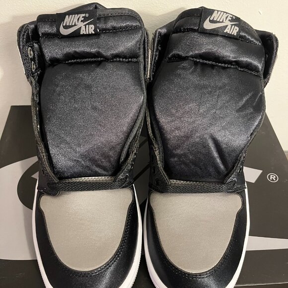 🔥Air Jordan 1 Black Satin Shadow Size 8 Men / 9.5 Women | Brand New with Box🔥 - Picture 2 of 3